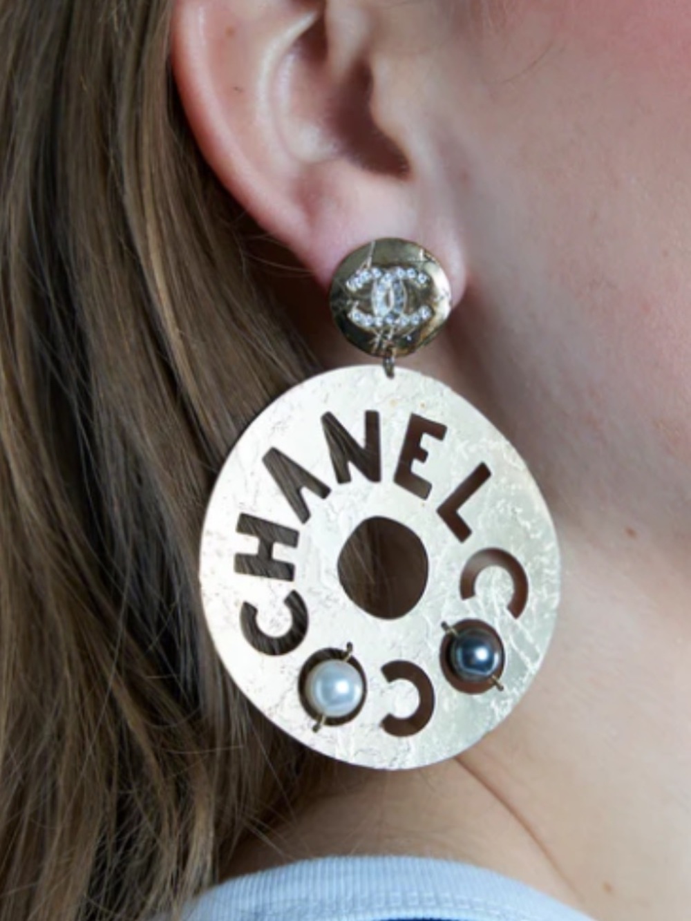 Coming soon CHANEL Gold-tone Logo Disc Drop Earrings Egypt 2019 collectors piece
